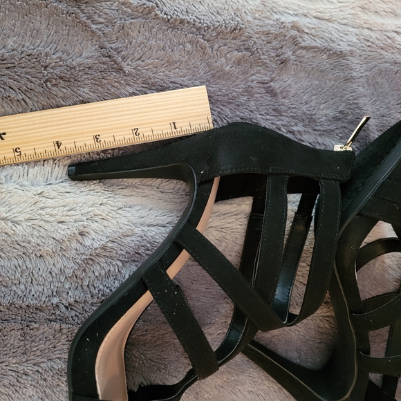 Strappy Heel Sandals size 9 - Picture 5 of 5